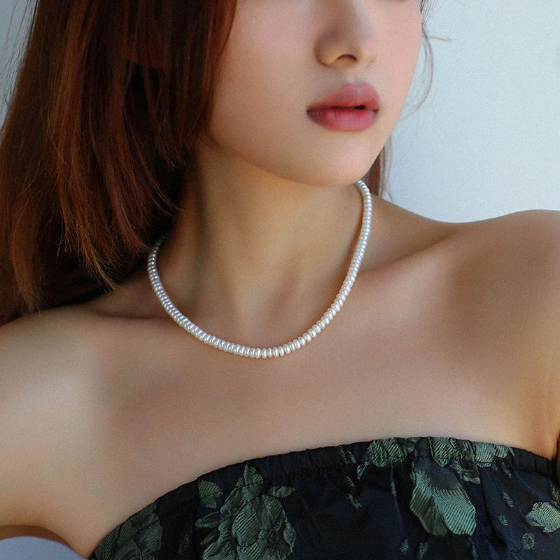 Cropped Stacking Freshwater Pearl Choker