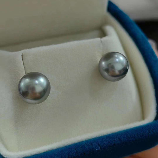 10-11mm Tahitian Gray Pearl Stud Earrings & 18K Gold