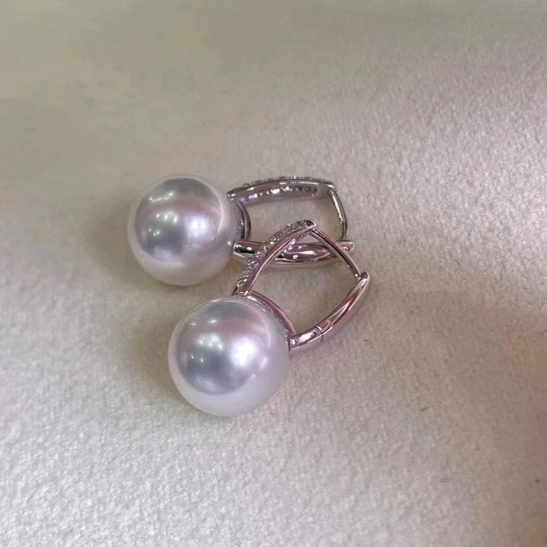 10-11mm Freshwater Edison White Pearl Earrings