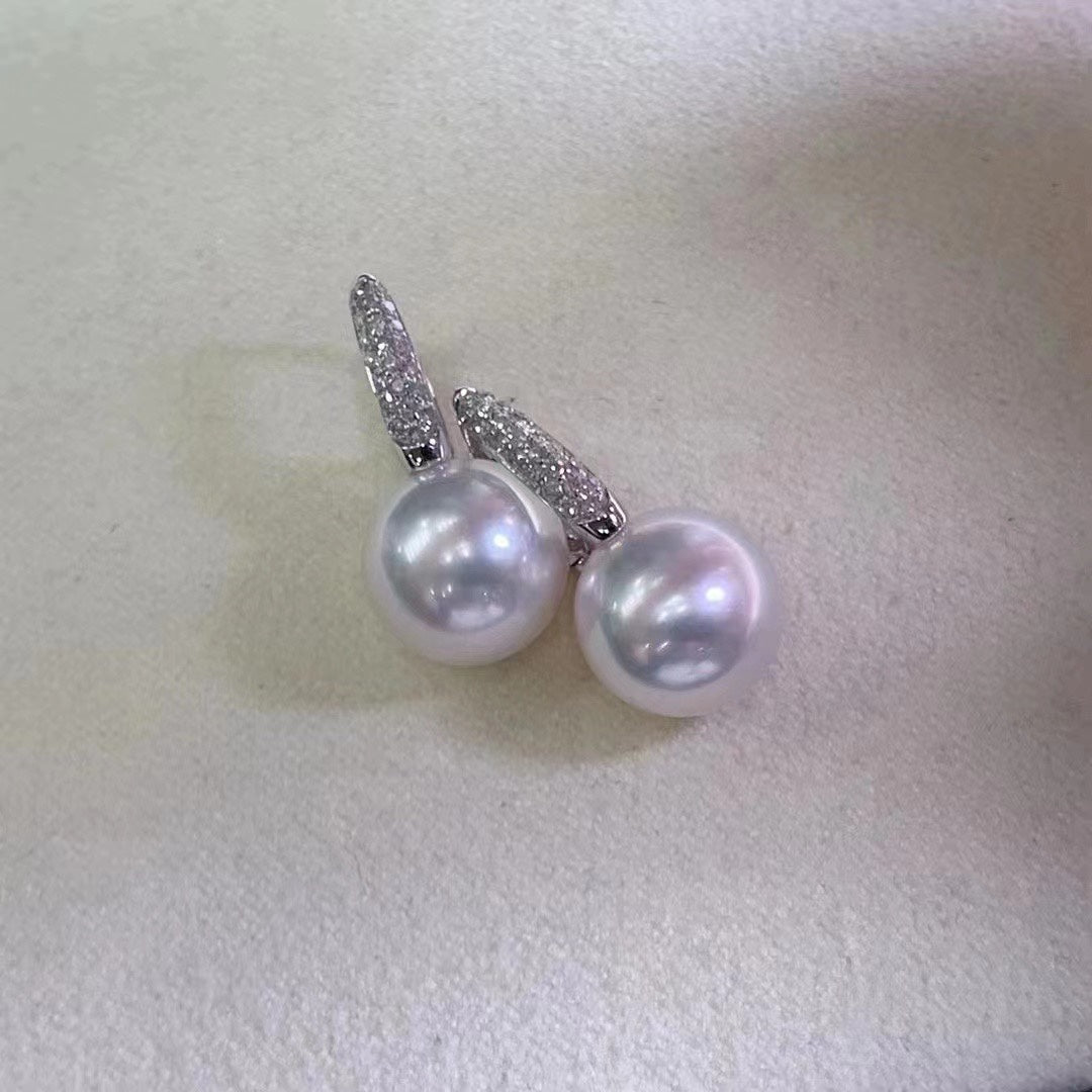 10-11mm Freshwater Edison White Pearl Earrings