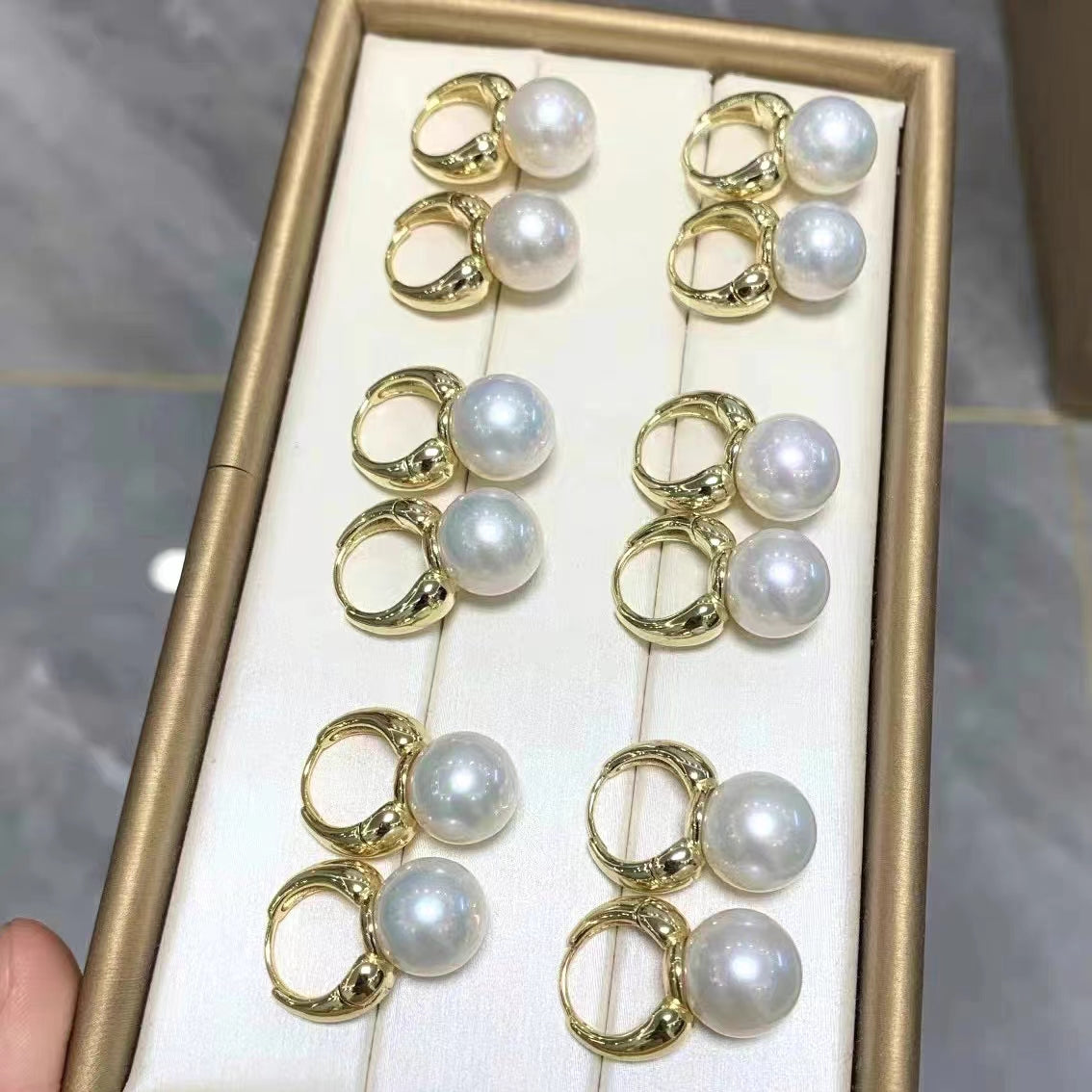 11-12mm Freshwater Edison White Pearl Earrings