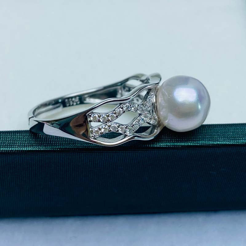 Vintage 7-8mm Japanese Akoya Pearl Ring