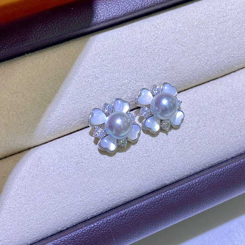 Flower Shape 7-8mm Japanese Akoya Pearl Stud Earrings