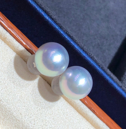 8.5-9mm Japanese Akoya Blue Pearl Stud Earrings With 18k Gold