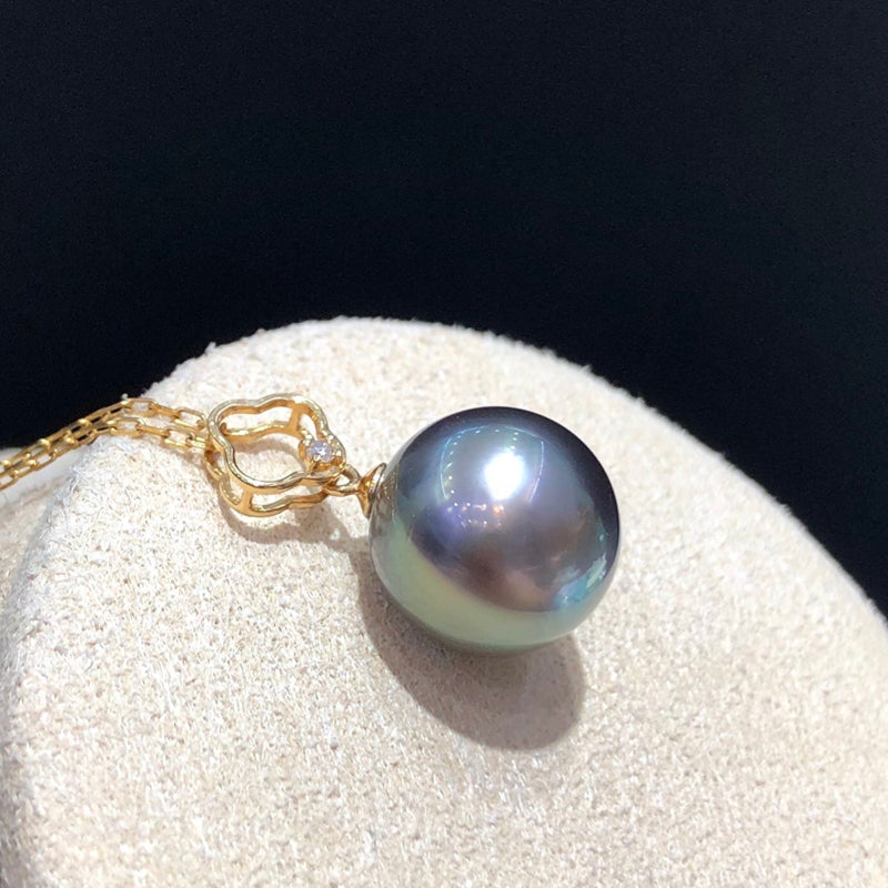 12-13mm Tahitian Seawater Pearl Pendant & 18k Solid Gold