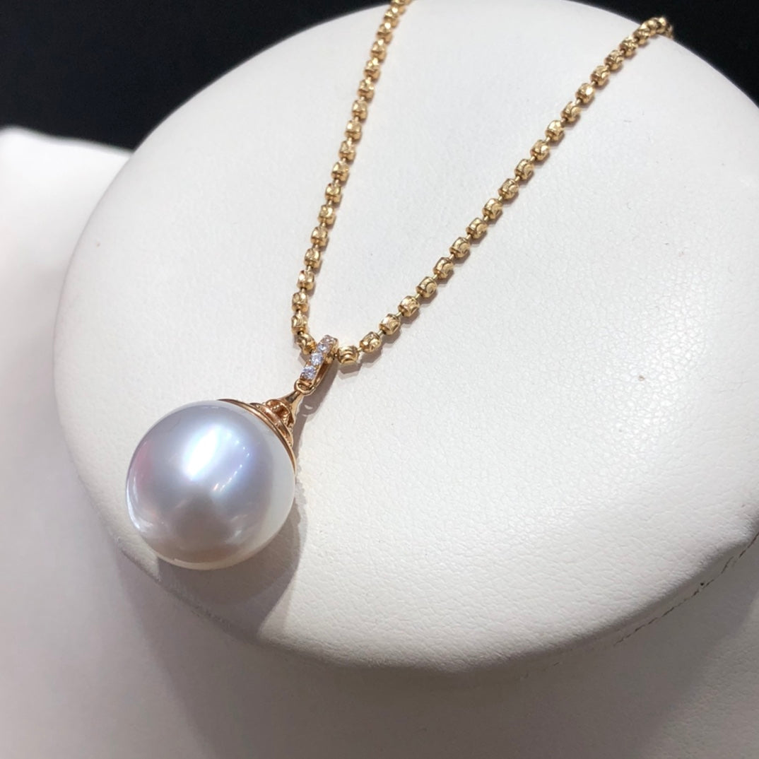 13mm Australia White Seawater Pearl Pendant & 14k Solid Gold