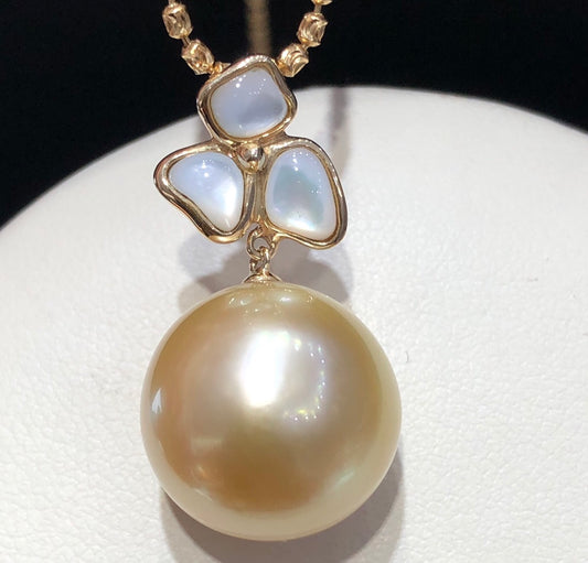 15mm South Sea Golden Pearl Pendant & 14k Solid Gold