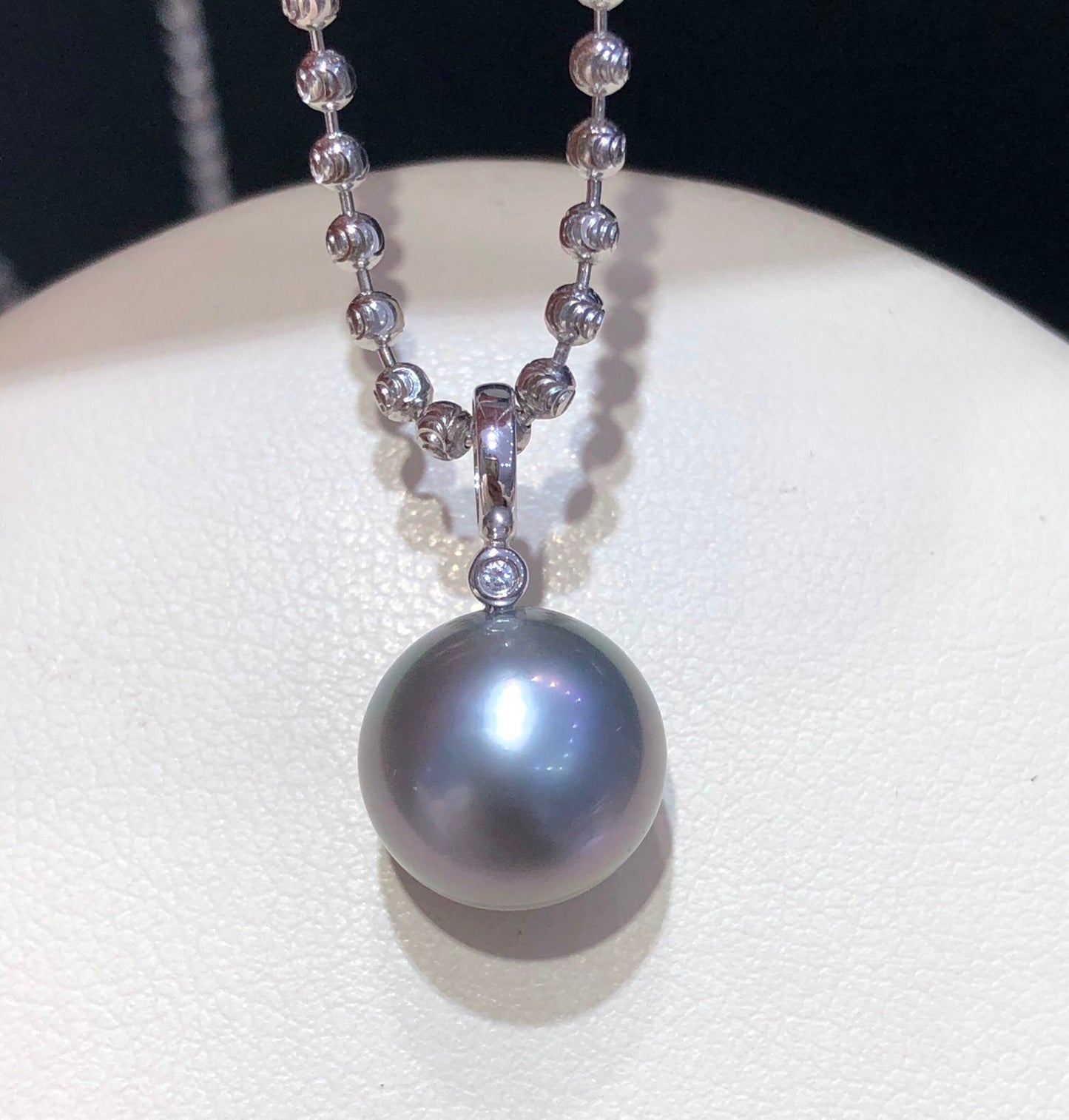 10-11mm Tahitian Seawater Gray Pearl Pendant & 18k Solid Gold