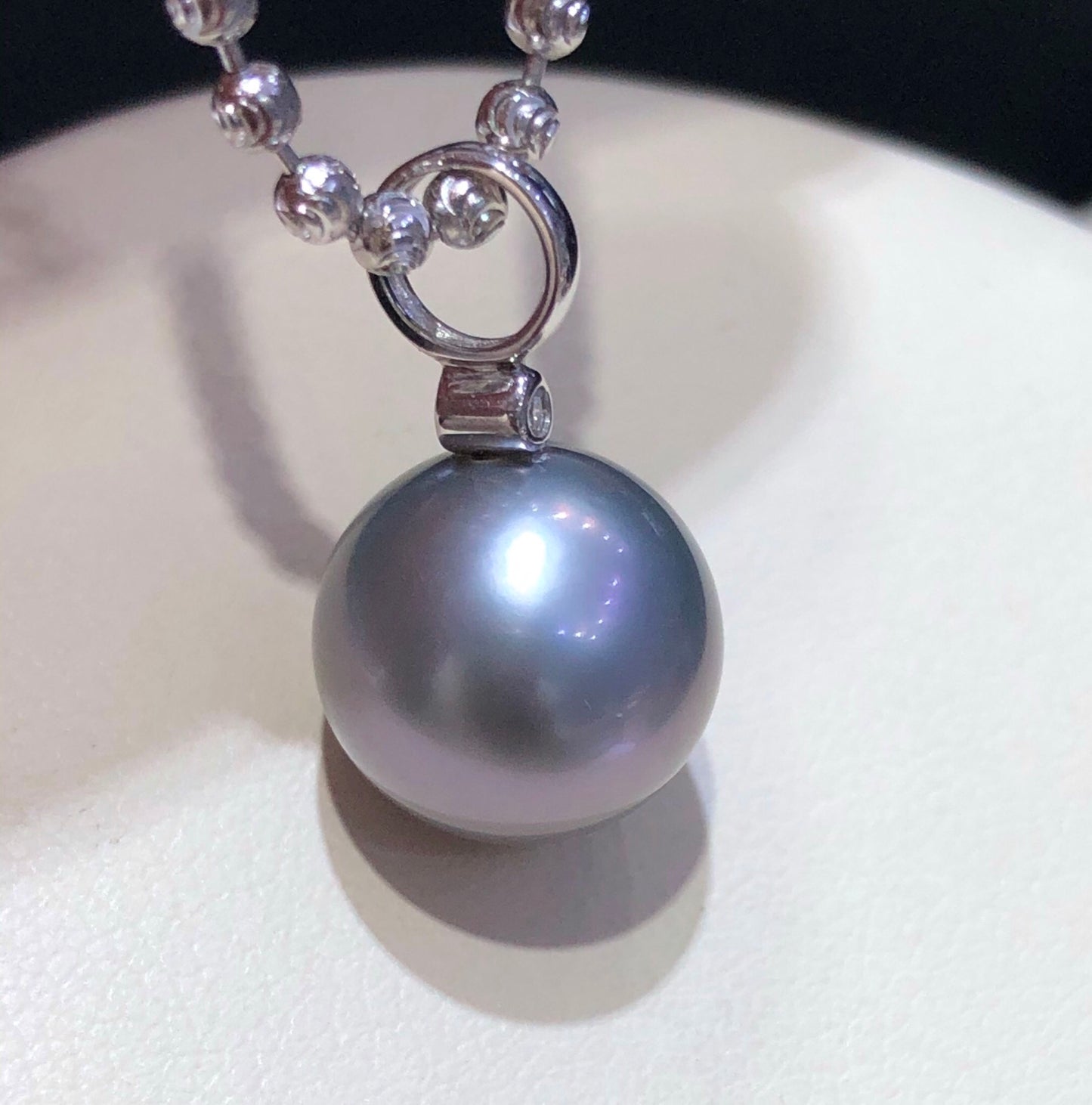 10-11mm Tahitian Seawater Gray Pearl Pendant & 18k Solid Gold