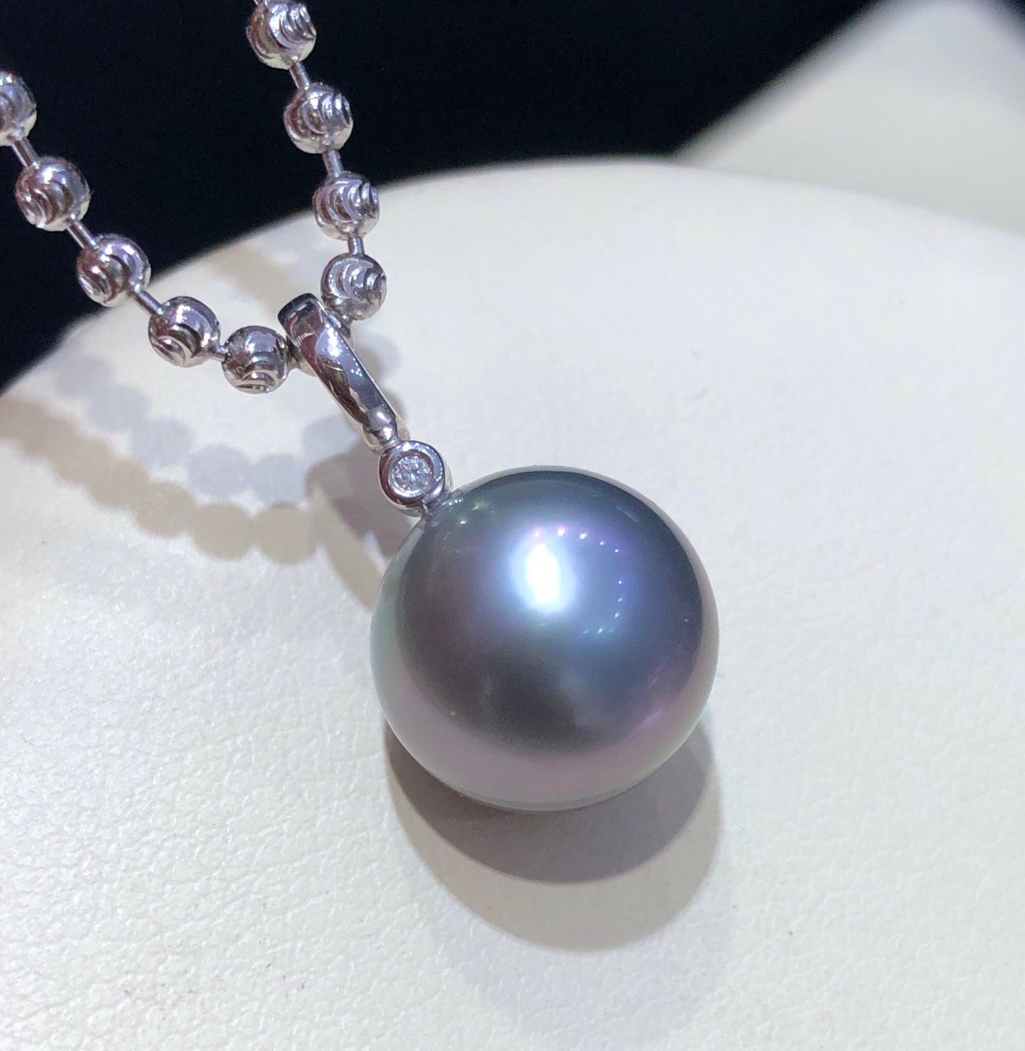 10-11mm Tahitian Seawater Gray Pearl Pendant & 18k Solid Gold