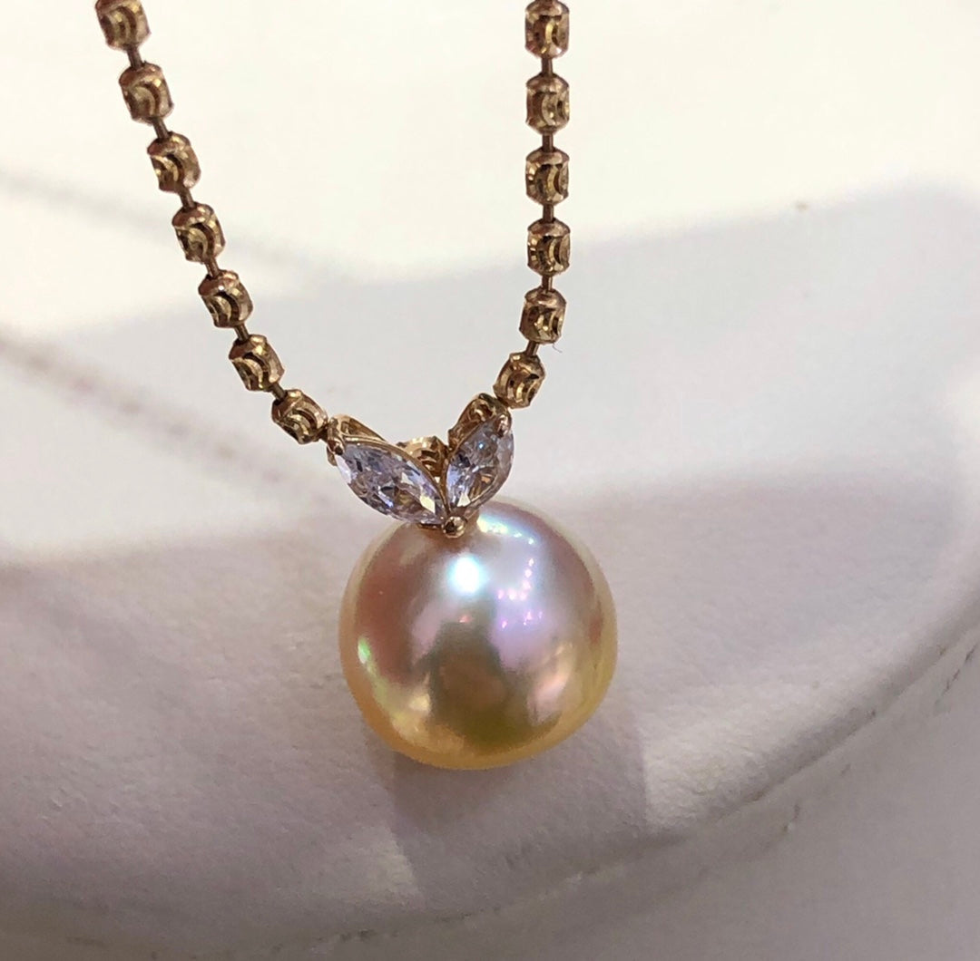 9-10mm South Sea Golden Pearl Pendant & 18k Solid Gold