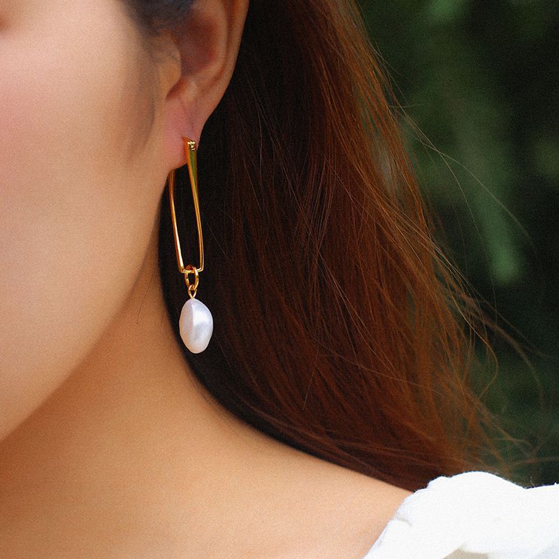 Twist Pearl Drop Earrings